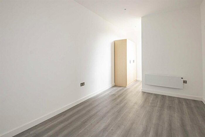 1 Bedroom Flat To Rent In Foxhunter Drive, Linford Wood, Milton Keynes, MK14