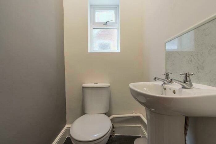 8 Bedroom Terraced House To Rent In Pains Road, Portsmouth, PO5