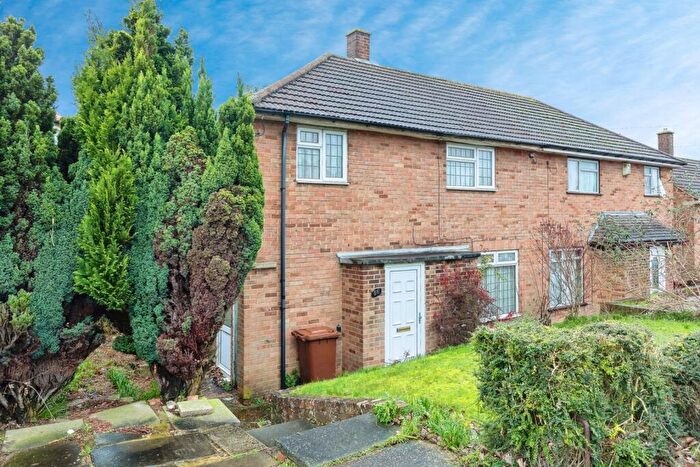 3 Bedroom Semi Detached House For Sale In Pennant Road, Rochester, Kent, ME1