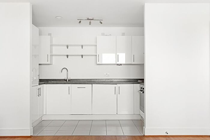 1 Bedroom Flat For Sale In Lait House, Beckenham, BR3