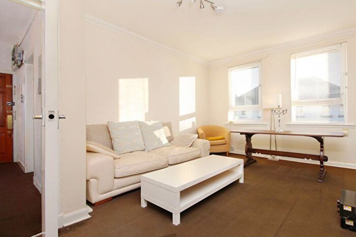 2 Bedroom Flat For Sale In / Loganlea Terrace, Craigentinny, Edinburgh, EH7