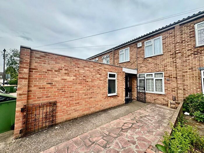 4 Bedroom Terraced House To Rent In Southern Road, London, E13