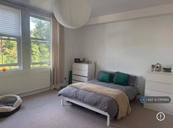 1 Bedroom Flat To Rent In Chatham, Chatham, ME4