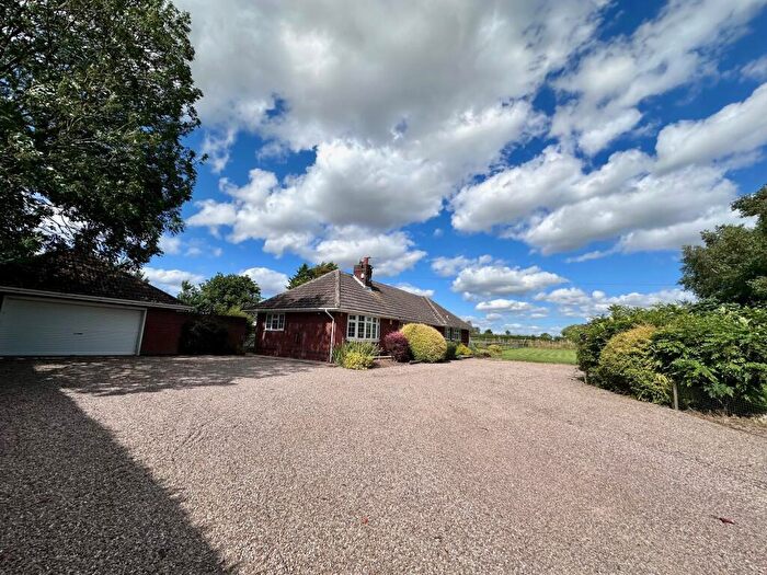 4 Bedroom Bungalow To Rent In Wysall Lane Rempstone, LE12