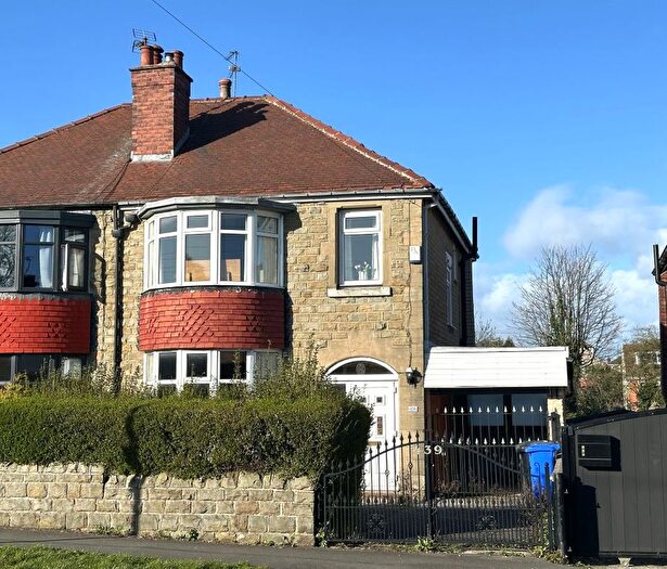 3 Bedroom Semi Detached House For Sale In Hastilar Road South, Sheffield, S13