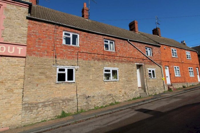 4 Bedroom Terraced House For Sale In Manor Road, Grendon, NN7