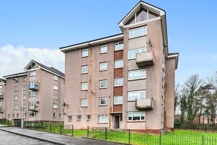 2 Bedroom Flat To Rent In Kelvin Gardens, Hamilton, Lanarkshire ML3