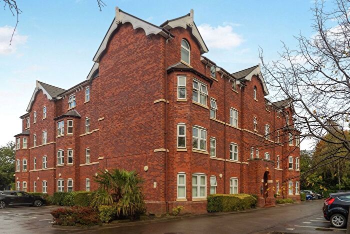 2 Bedroom Flat For Sale In Albany Court, Broad Road, Sale, Greater Manchester, M33