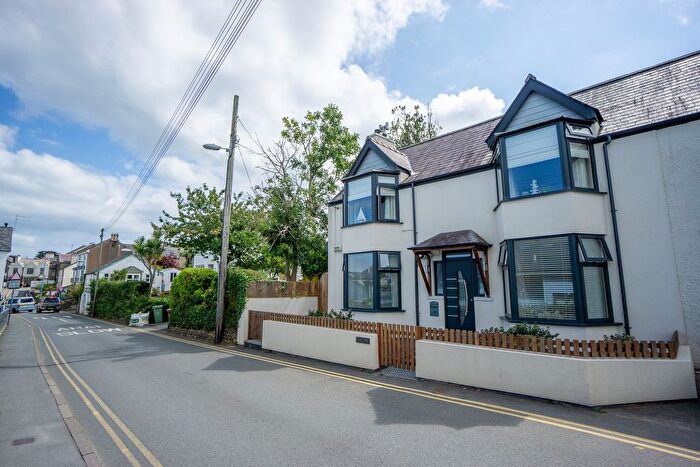 4 Bedroom Semi-detached House For Sale In Abersoch, Pwllheli, LL53