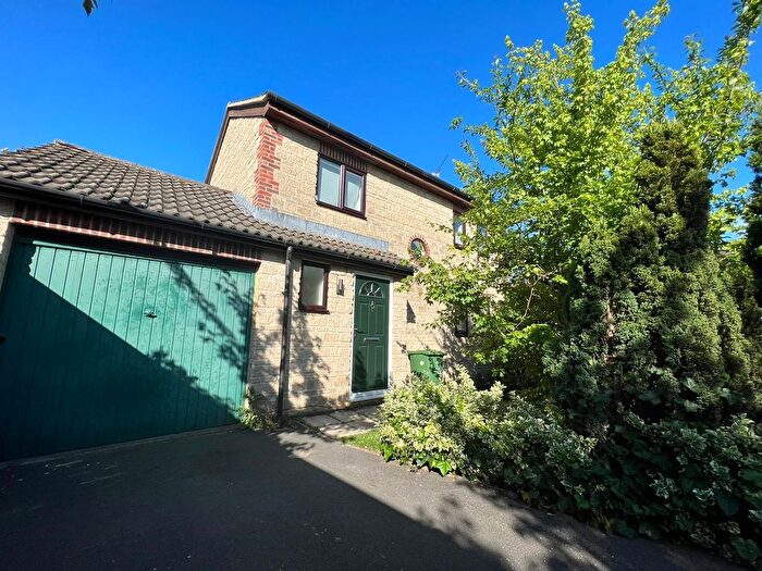 3 Bedroom Property To Rent In Stenness Close, Swindon, SN5