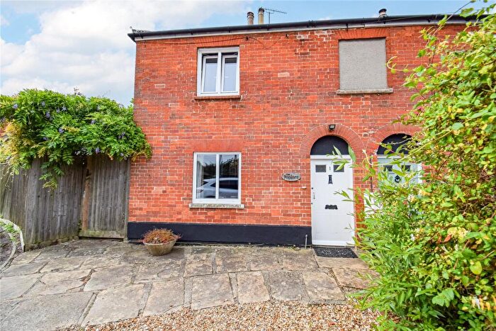 3 Bedroom Semi Detached House To Rent In The Poplars, Rowde, Devizes, Wiltshire, SN10