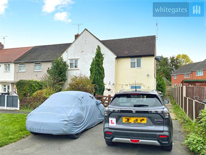 5 Bedroom End Of Terrace House For Sale In Albert Grove, Ruabon, Wrexham, LL14