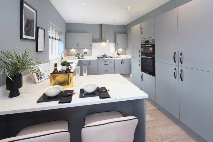 5 Bedroom Detached House For Sale In Nant Y Gamar Road, Llandudno, LL30
