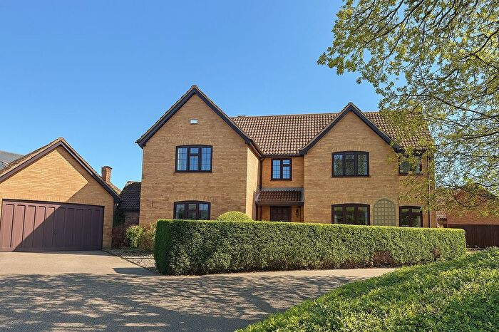 4 Bedroom Property To Rent In Oast Lane, Tonbridge, TN10