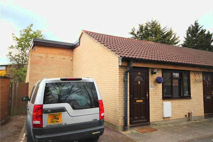 3 Bedroom End Of Terrace House To Rent In Camille Close, London, SE25