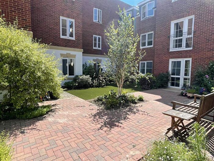 1 Bedroom Retirement Property For Sale In Three Swans Chequer, Salisbury, SP1