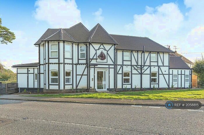 2 Bedroom Flat To Rent In Lord Lyon, Stockcross, Newbury, RG20