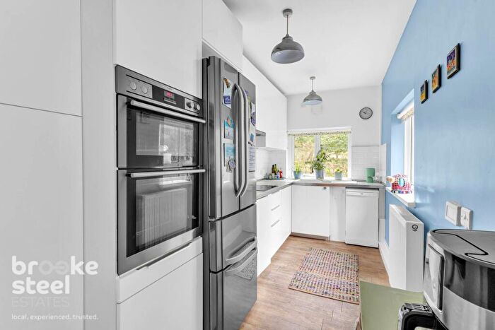 2 Bedroom End Of Terrace House For Sale In Burnley Road, Edenfield, BL0