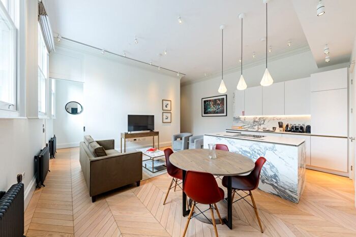 2 Bedroom Flat To Rent In Rose Street, Covent Garden, WC2E