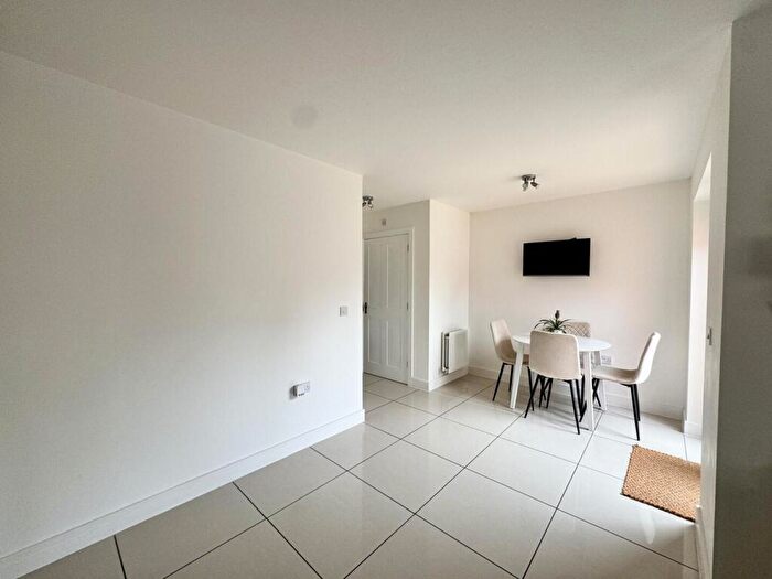 3 Bedroom End Of Terrace House For Sale In Alder Wynd, Silsoe, MK45