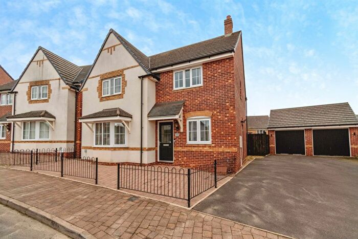 4 Bedroom Detached House For Sale In Cooke Way, Hednesford, Cannock, WS12