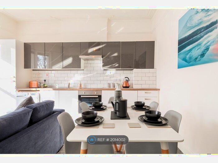 10 Bedroom Semi-Detached House To Rent In Cranbrook Road, Bristol, BS6