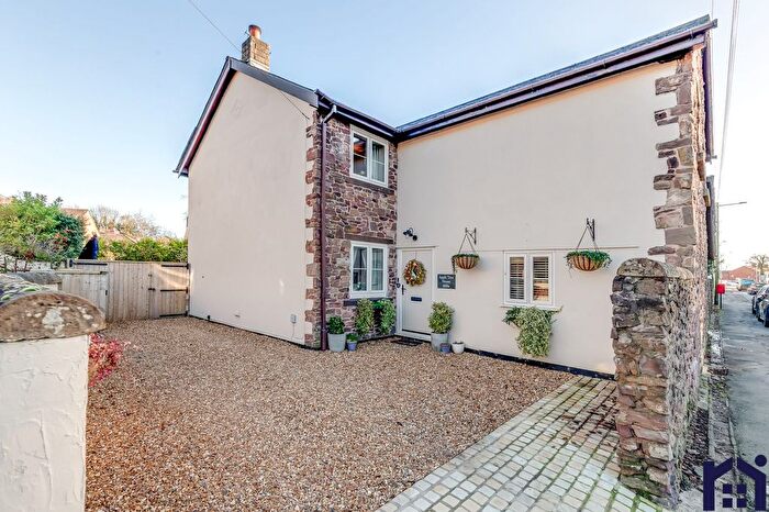 4 Bedroom Detached House For Sale In Wigan Road, Euxton, PR7