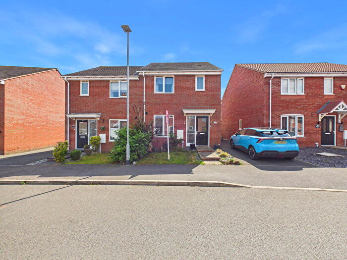 3 Bedroom Semi-Detached House For Sale In Bluebell Wood Lane, Clipstone Village, Mansfield, NG21