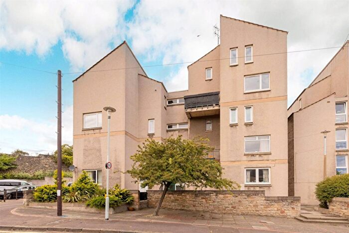 3 Bedroom Property For Sale In /, Abbeyhill Crescent, Abbeyhill, Edinburgh, EH8