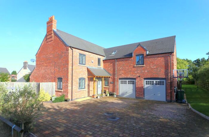 5 Bedroom Detached House For Sale In Century Drive, Packington, LE65