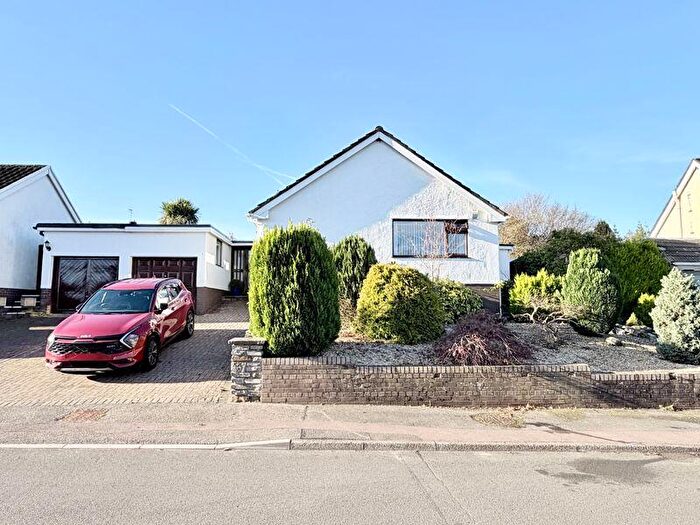 4 Bedroom Detached Bungalow For Sale In Orchard Close, Gilwern, NP7