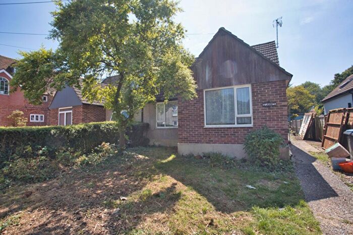 3 Bedroom Semi-Detached House For Sale In Back Street, Ringwould, CT14