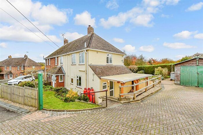 3 Bedroom Semi-Detached House For Sale In Vicarage Hill, Petham, Canterbury, Kent, CT4