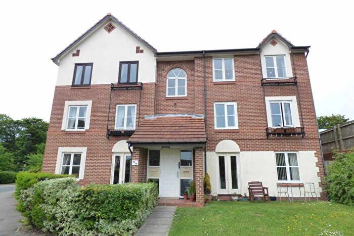 2 Bedroom Apartment To Rent In Hazeldene Court, Tynemouth, NE30
