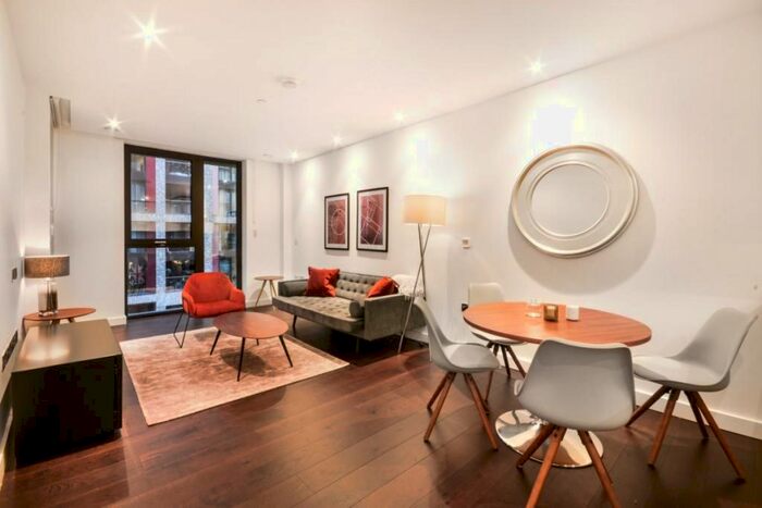 2 Bedroom Flat To Rent In The Residence, Nine Elms, SW11