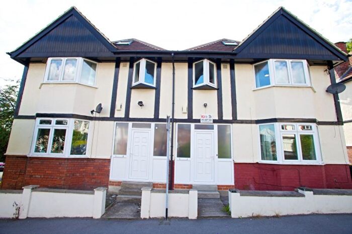 5 Bedroom Semi-Detached House To Rent In Rokeby Gardens, Headingley, Leeds, LS6