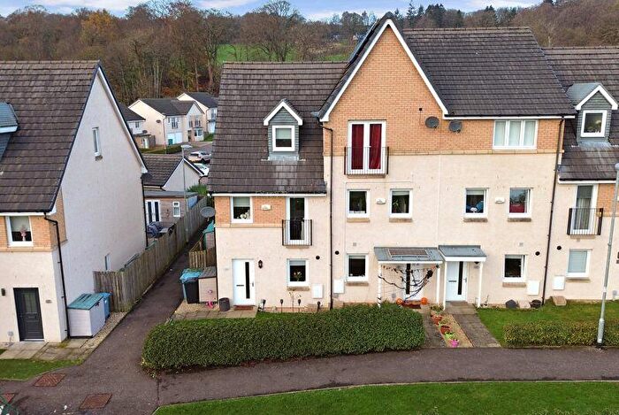 3 Bedroom Terraced House For Sale In Miles End, Kilsyth, G65