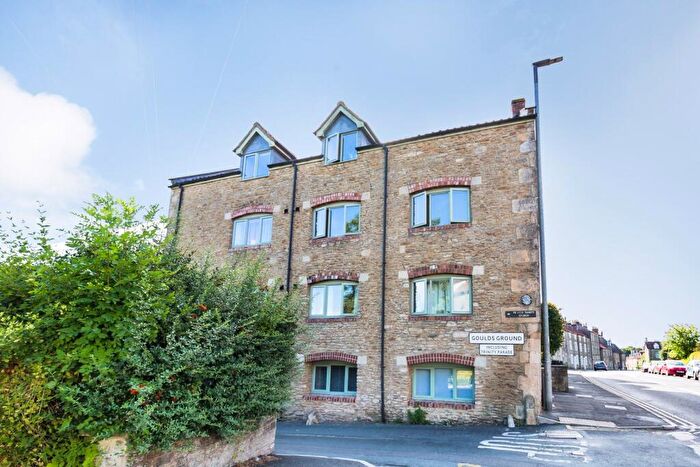 1 Bedroom Flat For Sale In Vallis Way, Frome, Somerset, BA11
