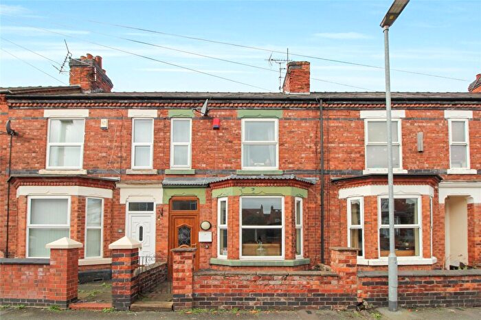 2 Bedroom Terraced House For Sale In Hungerford Avenue, Crewe, Cheshire, CW1