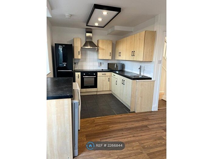 3 Bedroom Terraced House To Rent In Siddeley Avenue, Coventry, CV3