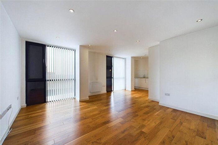 2 Bedroom Apartment To Rent In The Boulevard, Crawley, West Sussex, RH10