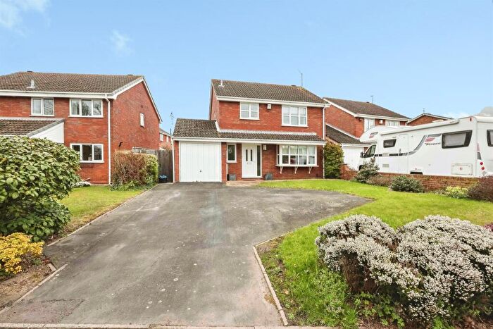 3 Bedroom Detached House For Sale In Kirkstone Way, Lakeside, Brierley Hill, DY5