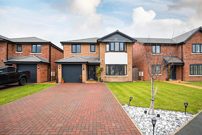4 Bedroom Detached House For Sale In Meadow Way, Chester, CH1