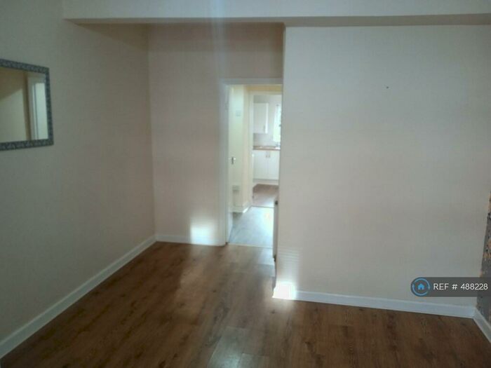 2 Bedroom Terraced House To Rent In Ferndale, Ferndale, CF43