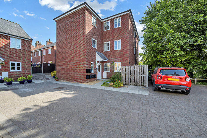 2 Bedroom Flat For Sale In Corsbie Close, Bury St Edmunds, IP33