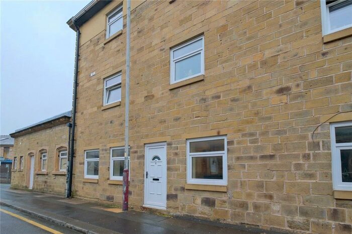 2 Bedroom Apartment To Rent In Blackburn Road, Accrington, BB5