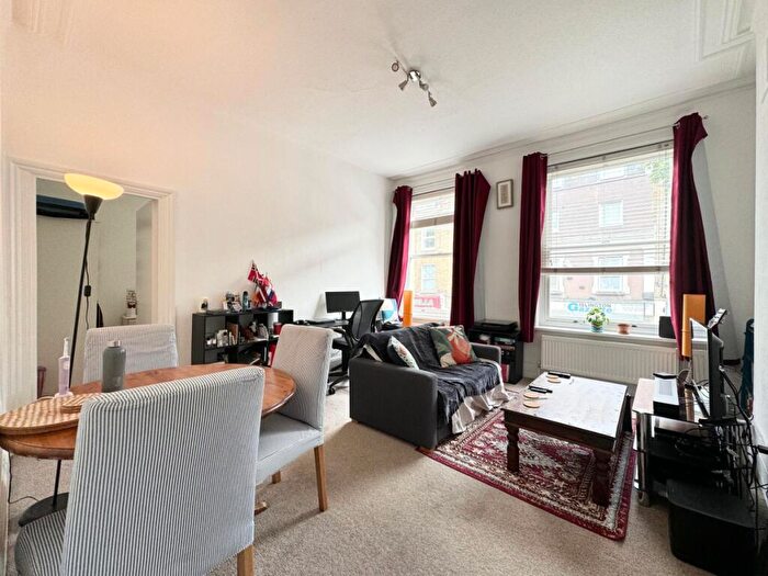 1 Bedroom Flat To Rent In Hornsey Road, Archway, N19