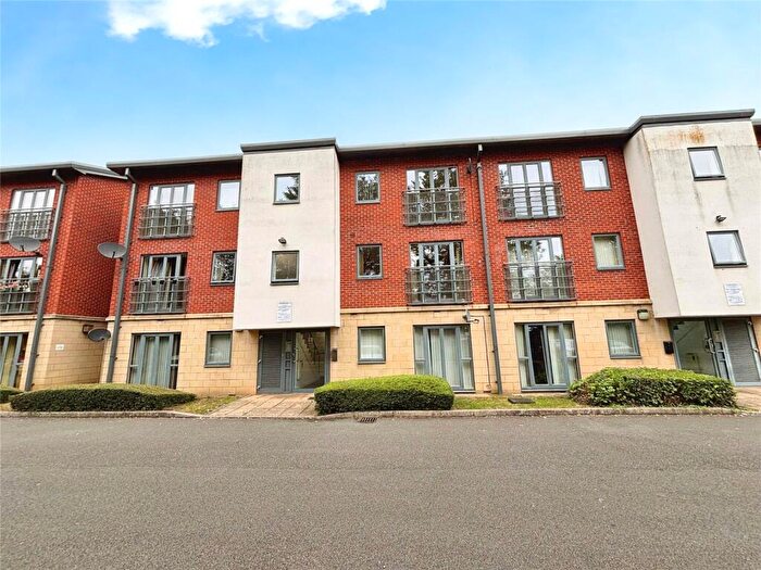 2 Bedroom Flat For Sale In York Road, Doncaster, South Yorkshire, DN5
