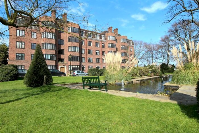 3 Bedroom Flat To Rent In Manor Fields, London, SW15