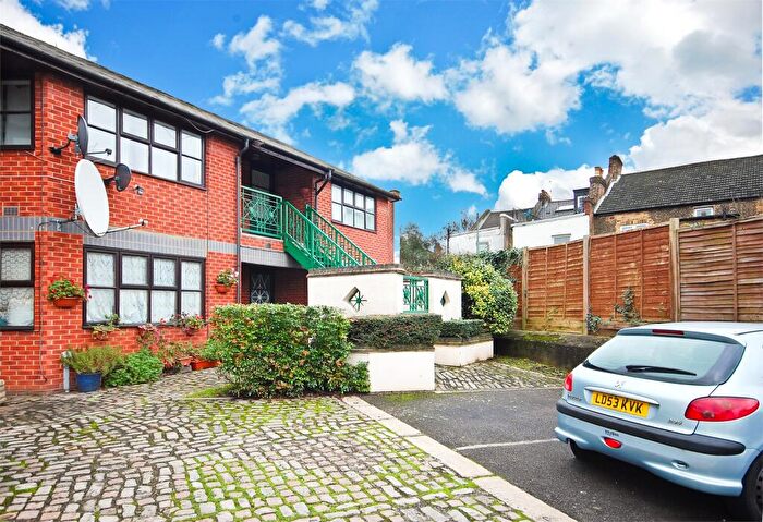 1 Bedroom Apartment To Rent In Buckingham Yard, A Buckingham Road, London, NW10